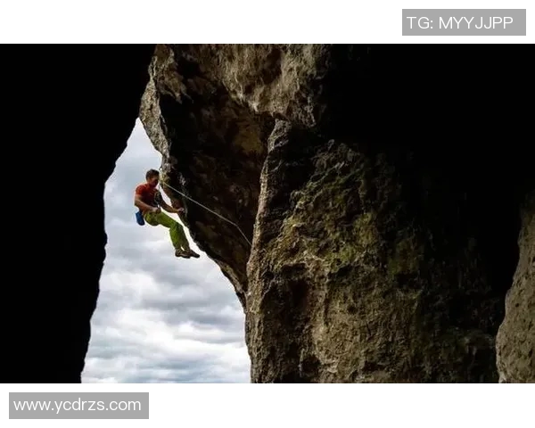 攀岩精神：探讨北京攀岩队员的心理素质与挑战应对能力